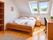 Private Rooms Kranj Orchid and Skylight