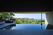 Top Nakijin