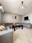 Cozy Apartment - 10 min to Beach - Great Value