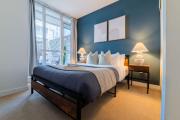 Cozy 2BR City Retreat Steps to Lake & Park