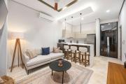 Luxury Suite Steps from the Sea