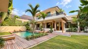 Villa Agape - Newly Renovated Modern Tropical 3BR Villa Next to Seminyak