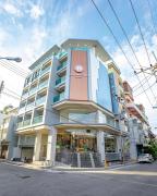 Top Hat Yai