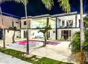 10BR Luxury Villa Private Pool