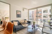HOM I Parking, WiFi, AA, GYM, Movistar Arena