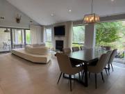 Top Donvale