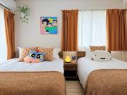 Wakyo Amaka one unit building Accommodates 11 people 2 bathrooms and 2 toilets 4minute walk to the subway station with direct access to Namba Nippombashi
