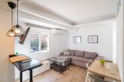 Cubos Espronceda Malaga Apartment