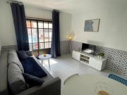 Charming Coastal Apartment 200 m from the Promenade
