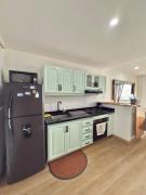 La Vista-Renovated Oceanfront Duplex In Rodadero