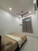 Top Kampong Alor