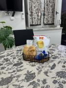 AmoniA House