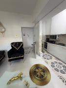 Stylish 1-bed in Central Shkoder Sleeps 4