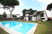 Casa con piscina privada en Masos de Pals