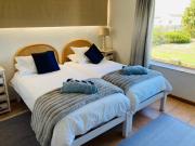 Top Arniston