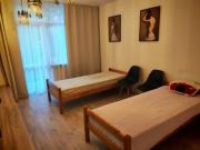 Sunny 1-room apartment with a balcony and parking in the city center