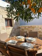 Top Sitia