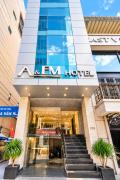 A&EM - The Petit Hotel