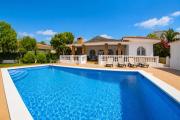 Villa Yanna