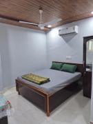 Top New Delhi Top New Delhi