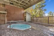 Park City Gem - Walk to Slopes Shared Hot Tub
