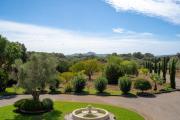 Villa Avrelia Spacious 4-bedroom country house with private saltwater pool, gym, large private garden, mountain views, 15 min from Palma Airport