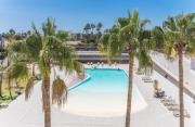Top Location 3BR , 2BR, communal pool