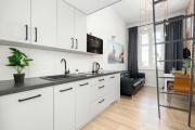 Functional Studio Close to the Old Town by Noclegi Renters