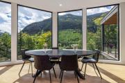 East Vail Escape- Private Deck & Hot Tub & Grill