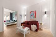 Basilica Art Escape w 2BR Balcony & City Views