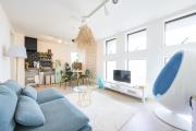 Showa Retro Resort Tsubaki 304 Seaside 4 Min Walk to the Sea