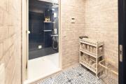Tree Village401 Spacious stay near Nanba and USJ