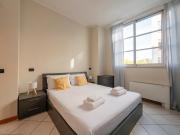 Bright One-Bedroom Apt with Balcony - Ripamonti