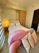 The Palladium - Modern Executive Studio