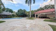 Cana Life Luxury Villa Cueva - Private Cave Villa at Cocotal Golf