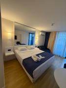 Apartment hotel
