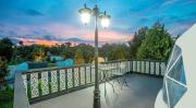 Top Ban Khlong Som (1)