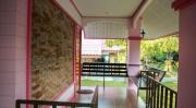 Top Ban Khlong Thurian