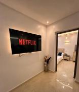 New Modern Apartment Climatiseur Terrace