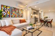 Luxury 4 person apartment in heart of Montreal downtown