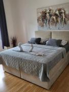 Rijeka apartment with free parking and large balcony