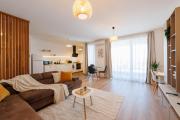 City-center apartment with parking and balcony
