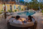 Steps to Beach, Heated Pool, Boutique Queen Studio
