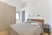 Top Lacona