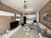 Cozy 2-Bedroom Apartment Near the Beach