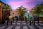 Private Deck • Pet Friendly • Spacious Courtyard Private Deck • Pet Friendly • Spacious Courtyard