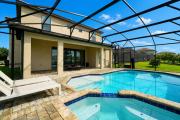 6BR Lake View Villa Private Pool Near Legoland