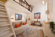Cozy Artsy Duplex Studio Near the Great Synagogue