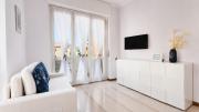 Complete & Cozy - Near Center with Duomo View