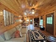 Leyland Little Cabin Adorable Newly Constructed Tiny House with Mountain Views